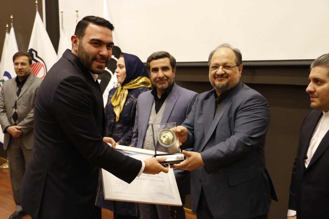 سومین جایزه مسوولیت اجتماعی به "اورند پیشرو" رسید